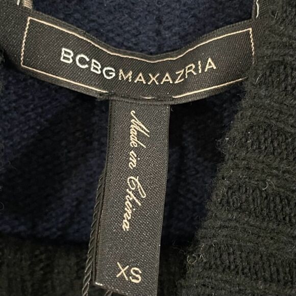 NWT‎ BCBGMaxAzria Merino Wool Black Blue High-Low Split Back Sweater Size XS - Picture 3 of 7